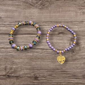🩷3 for $15: Set of 2 Stretchy Bead Bracelets, Purple & Gold, Heart Charm, NWOT